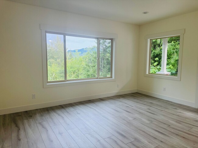 Building Photo - BRAND NEW 1 bedroom, 1 bath in Eaglemont