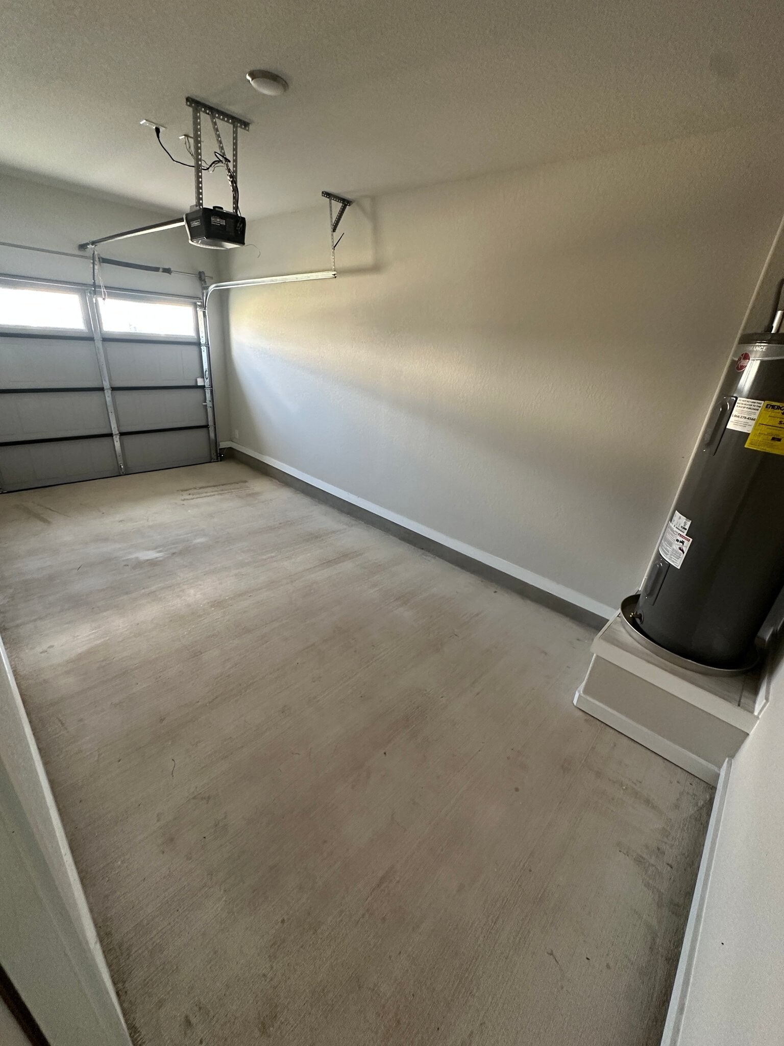 Building Photo - 8419 V. Verona