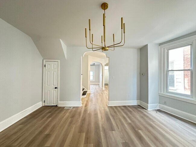 Building Photo - 216 N 53rd St