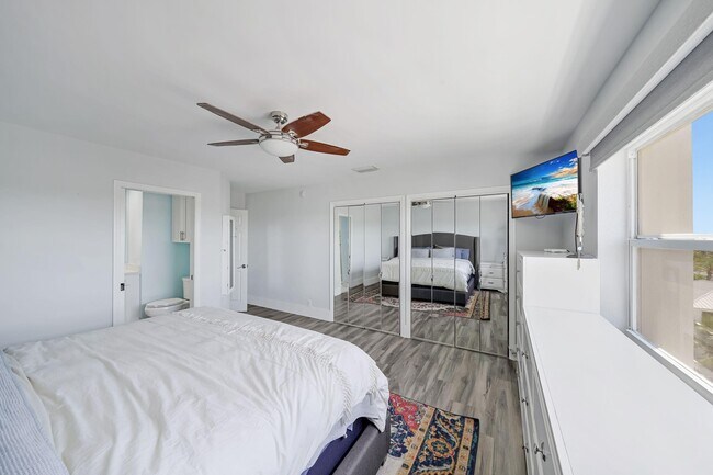 Building Photo - 1770 E Las Olas Blvd