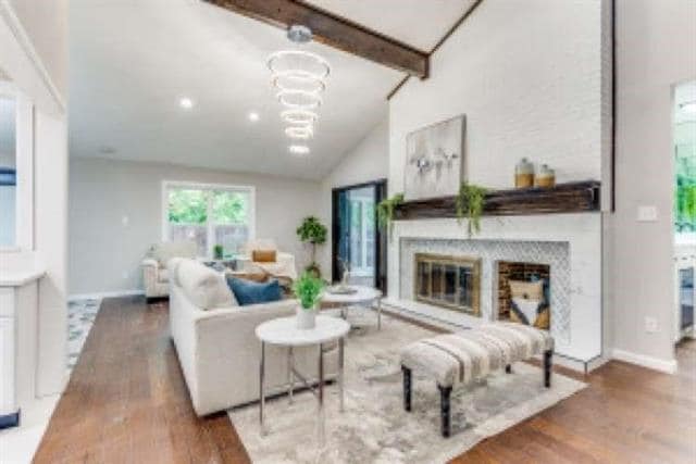 Building Photo - 28 Mont Del Dr