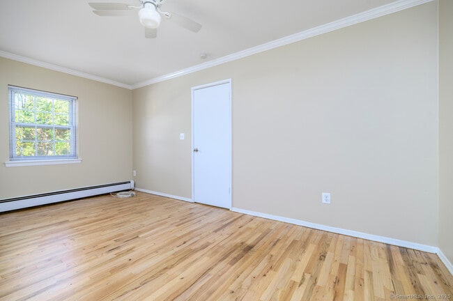 Building Photo - 398 Courtland Ave