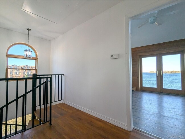 Building Photo - 528 Minnieford Ave
