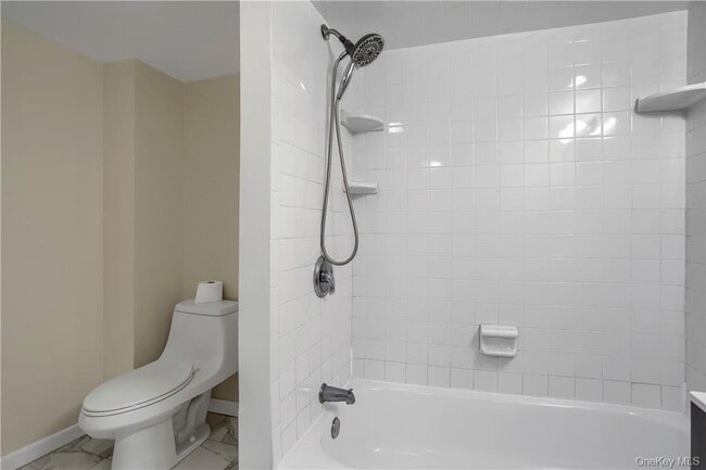 Building Photo - 28 Spring St