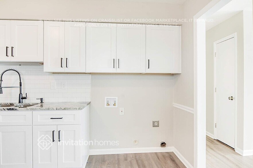 Building Photo - 200 Denver Ave