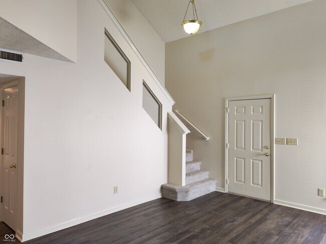 Building Photo - 6140 Lake Freeman Dr