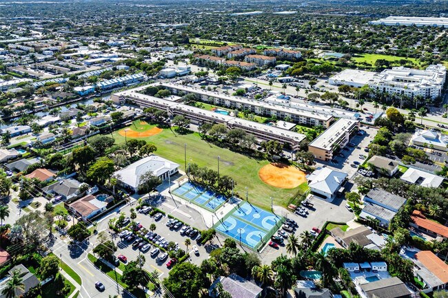 Building Photo - 4502 N Federal Hwy