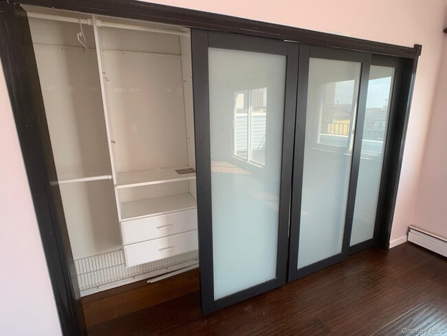 Building Photo - 1-84 Beach 97th St