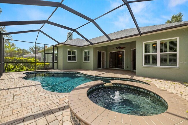 Building Photo - 3916 Valrico Grove Dr