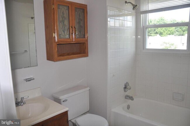 Building Photo - 3435 Orange Grove Ct