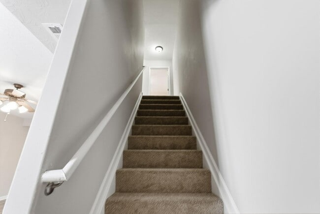 Building Photo - 2906 Blairdon Cir