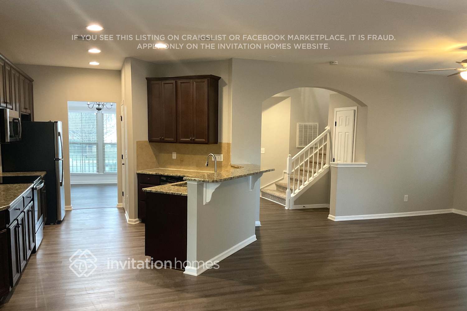 Building Photo - 1012 Crinoline Ln