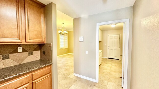 Building Photo - Wonderful Executive Style Two-Story Home i...