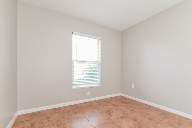 Building Photo - 308 Mariana Way