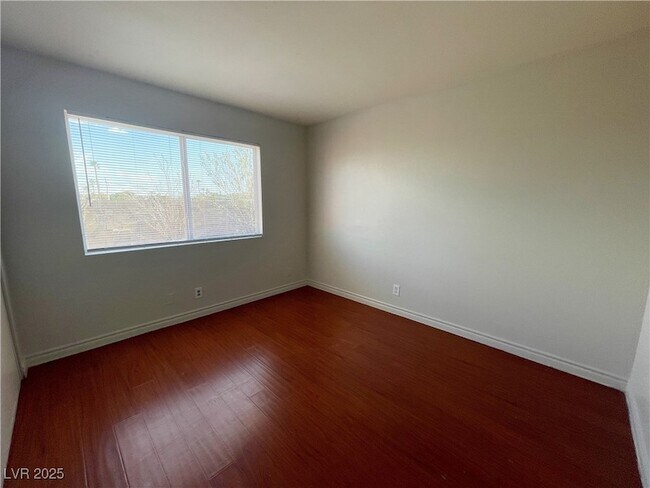Building Photo - 5447 Retablo Ave
