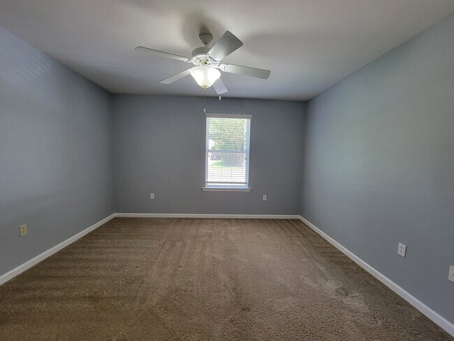 Building Photo - 1659 Quazar Rd