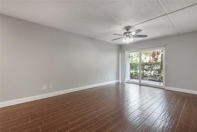 Building Photo - 3325 Bayshore Blvd