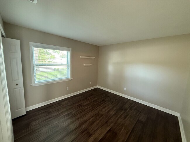 Building Photo - Charming 2-Bed, 2-Bath Home in The Reserve...