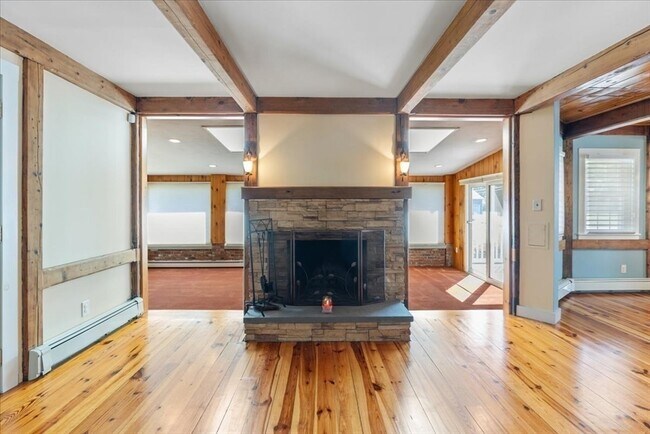Building Photo - 16 Indian Ln