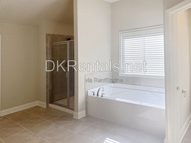 Building Photo - 582 Warrenton Run Dr