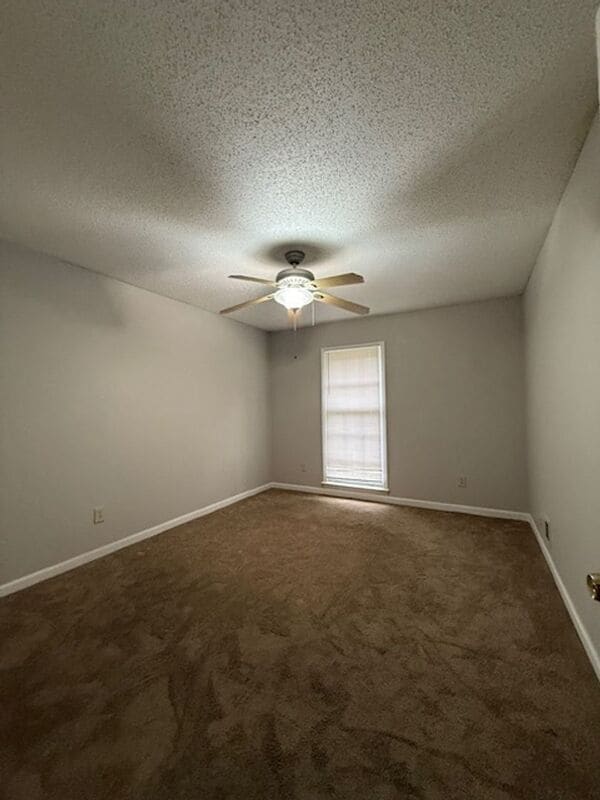 Building Photo - 8367 Chippingham Dr