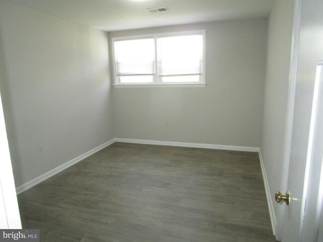Building Photo - 4604 Westridge Pl