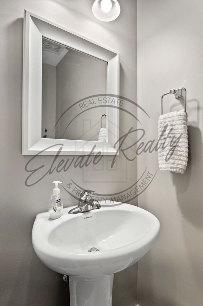 Building Photo - Two Bedroom, Two Story Townhouse located i...