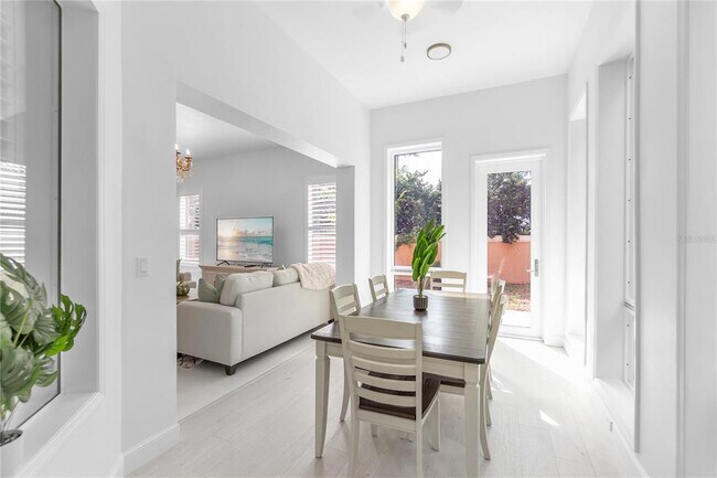 Building Photo - 5405 46th Ct W