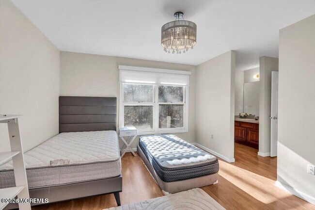 Building Photo - 60 Bowman Rd