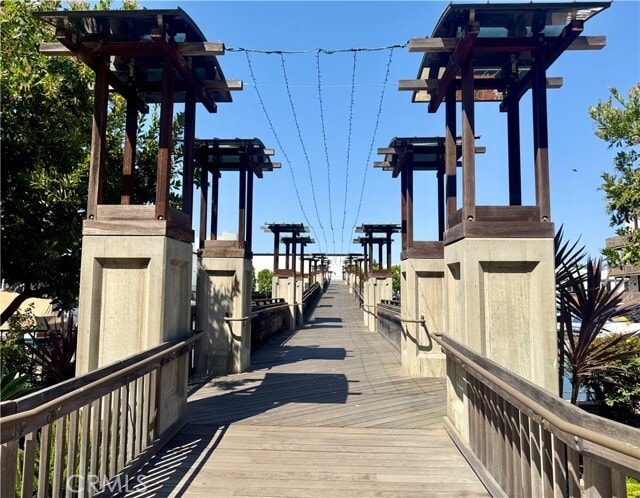 Building Photo - 9116 Marina Pacifica Dr N