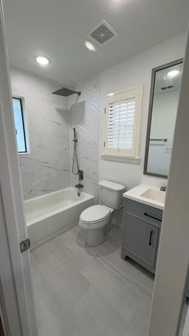 Building Photo - 3726 Cromwell Dr