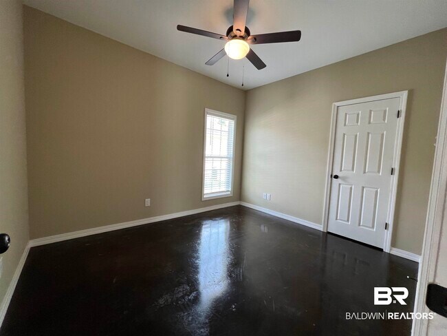 Building Photo - 12898 Churchill Dr