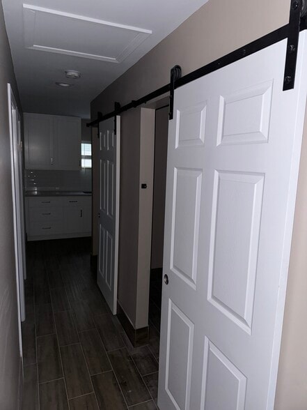 Building Photo - 32952 Urban Ave