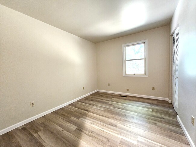 Building Photo - 29776 Polks Rd