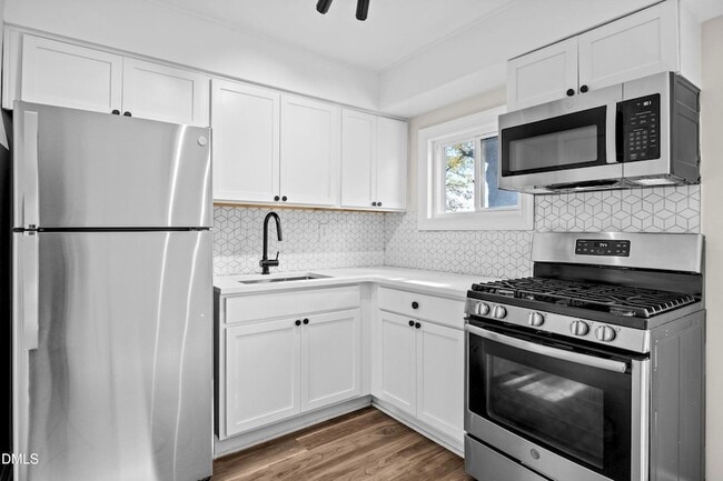 Building Photo - 1618 Boyer St