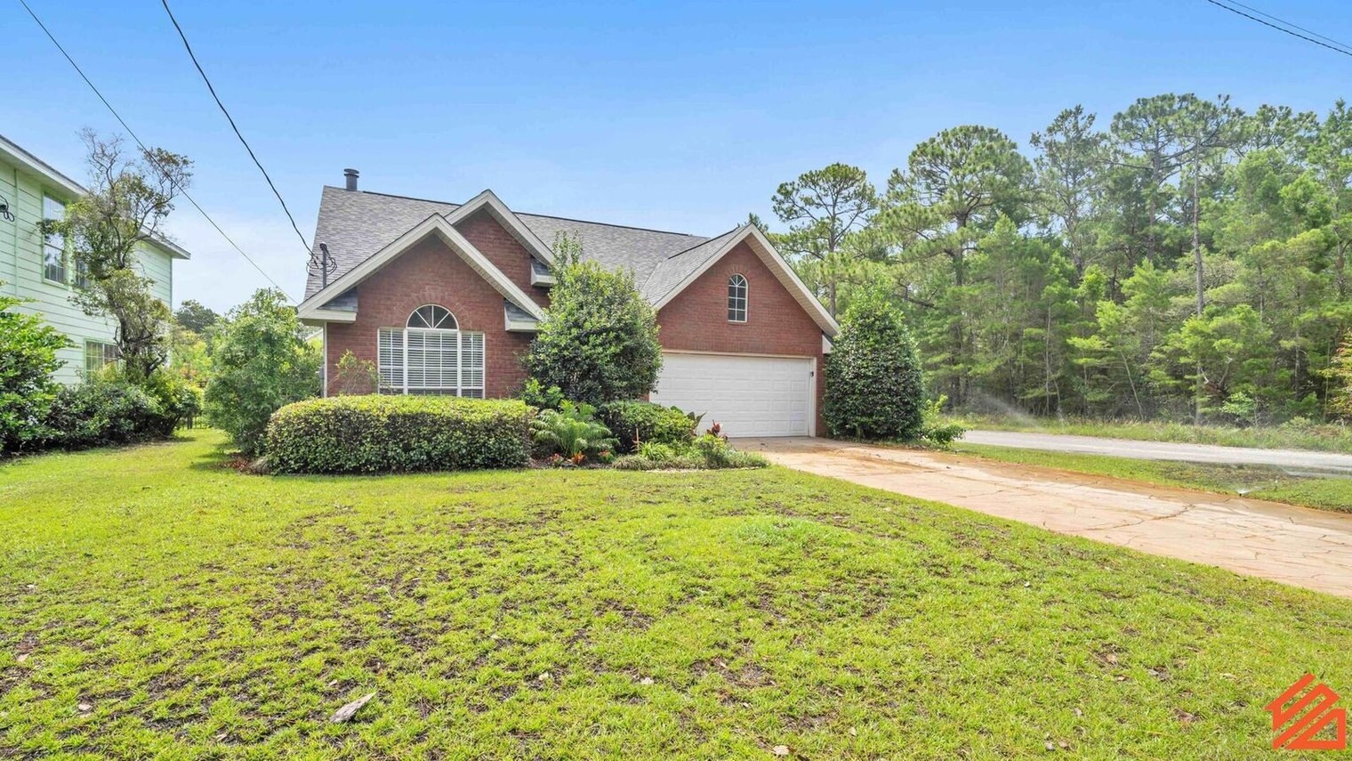 Building Photo - 111 Hidden Lakes Dr