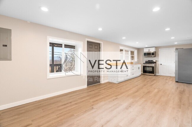 Building Photo - 2383 Dutch Cove Rd