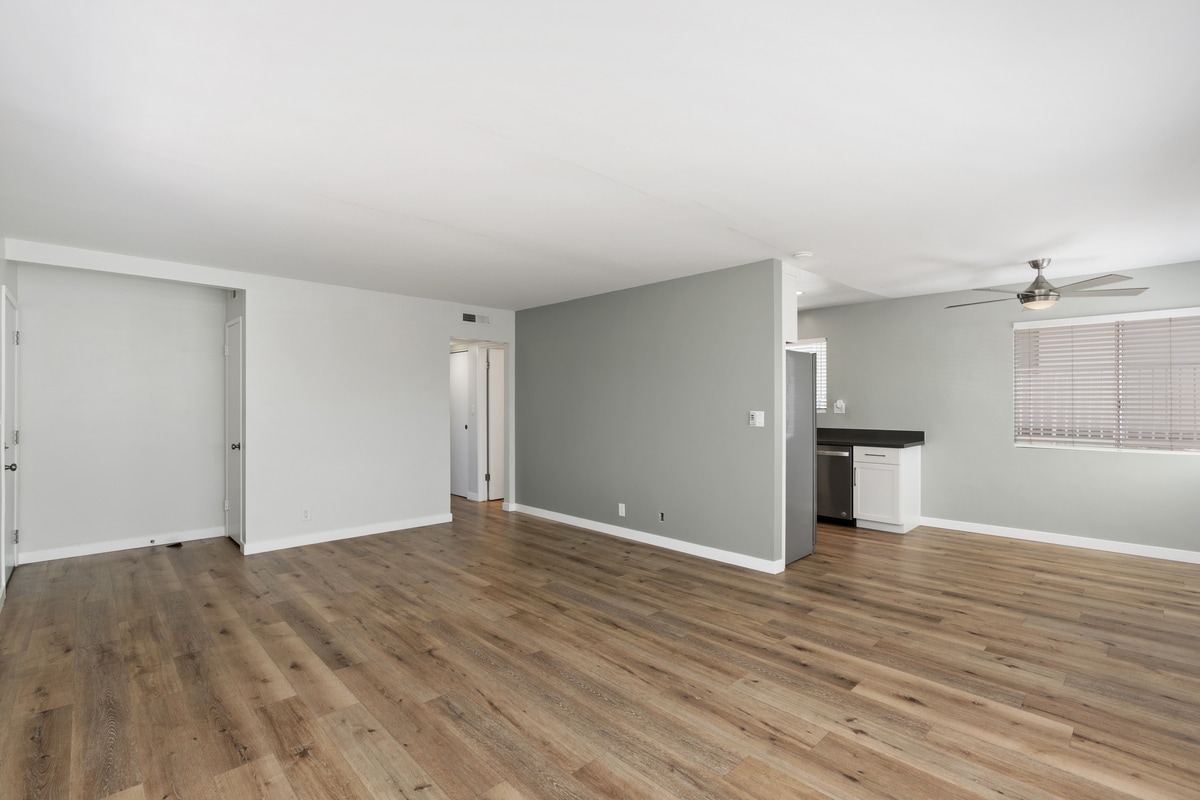 Building Photo - 130 Avenida Algodon