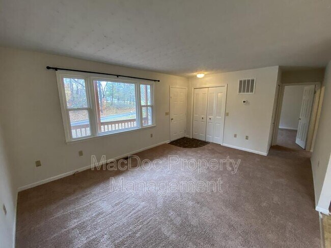 Building Photo - 8442 Indiantown Rd