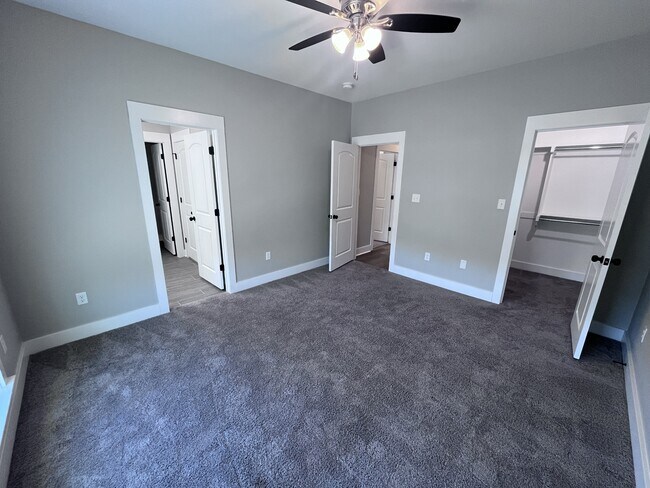 Building Photo - 8817 Stillwater Rd