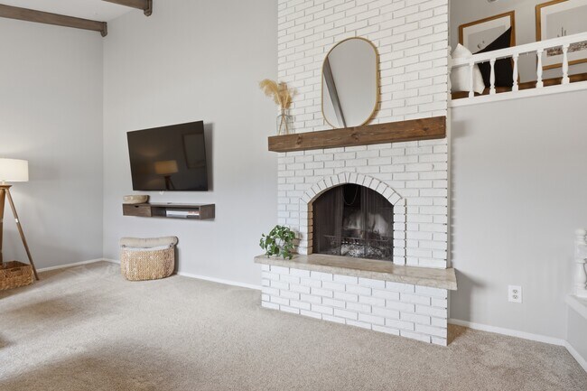 Building Photo - 7105 W 34th Pl