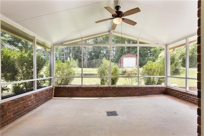 Building Photo - 3082 Briarleaf Dr