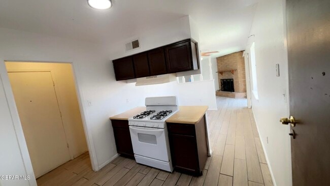 Building Photo - 11516 Jim Ferriell Dr