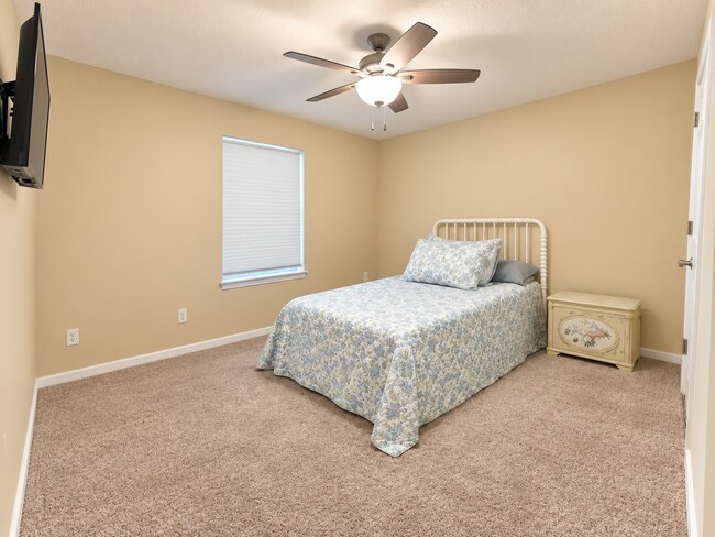 Building Photo - 5079 Cassia Dr