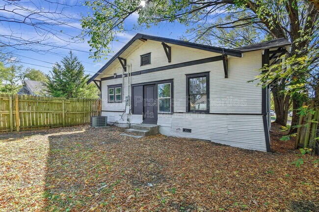 Building Photo - 1115 S Rusk Ave