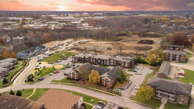 Building Photo - 2506 Crosshill Dr