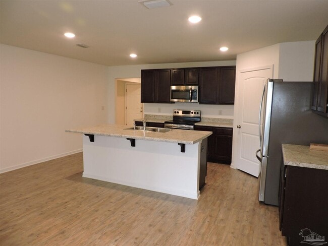 Building Photo - 5780 Blackhorse Cir