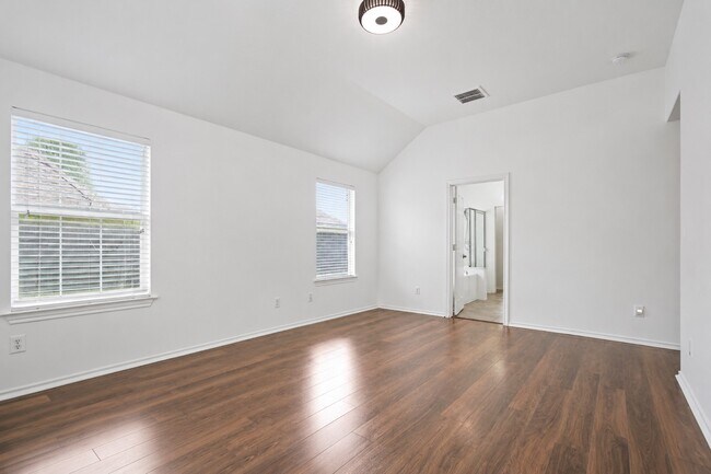 Building Photo - 174 E Spindle Tree Cir