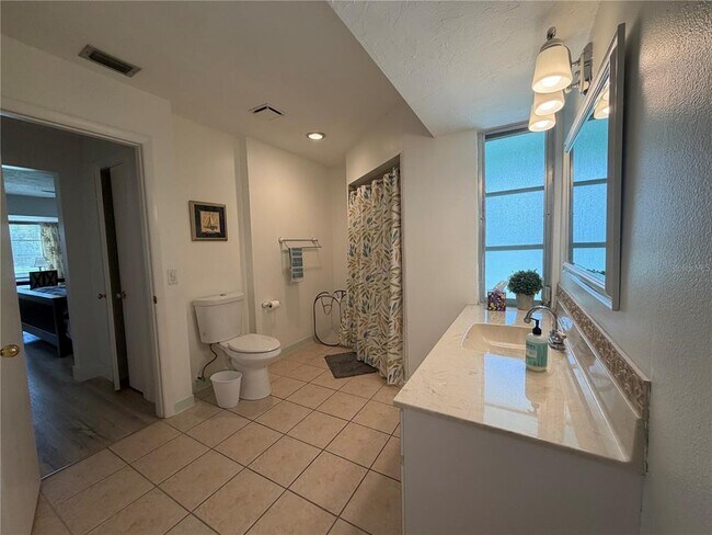 Building Photo - 732 Santa Margerita Ln