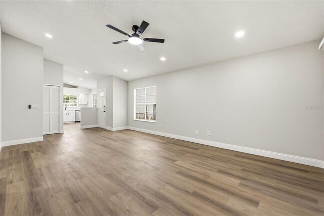 Building Photo - 106 Lamplighter Dr